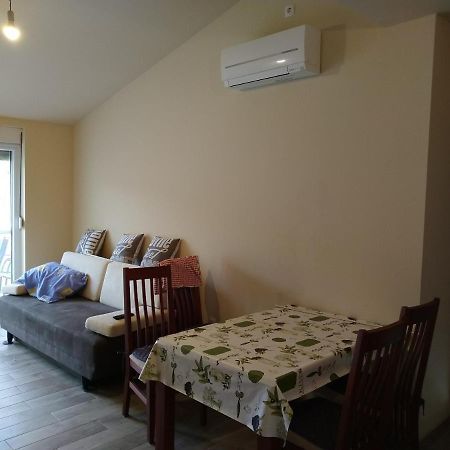 Admiral Appartement Brbinj Buitenkant foto