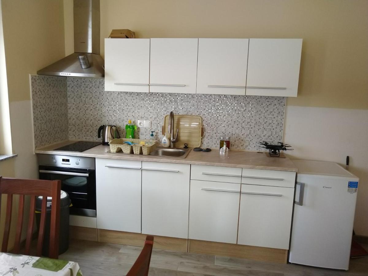 Admiral Appartement Brbinj Buitenkant foto